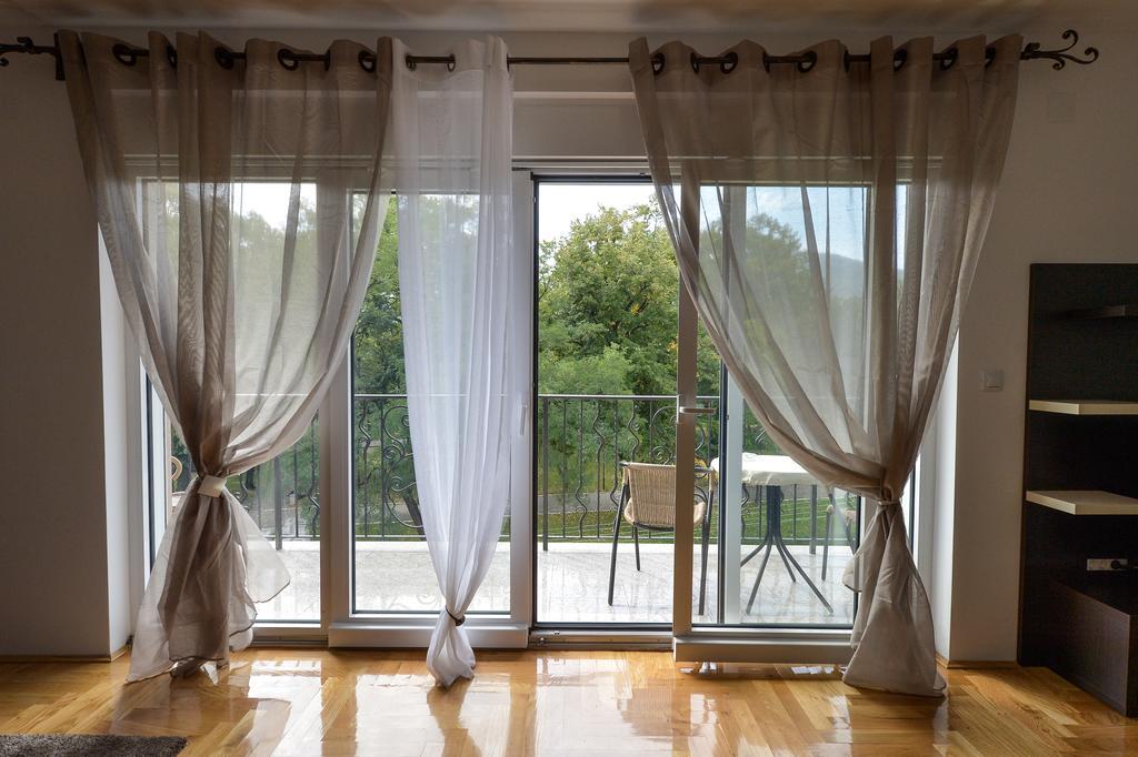 Park Srce Apartments อารันเยโลวัคส์ ห้อง รูปภาพ