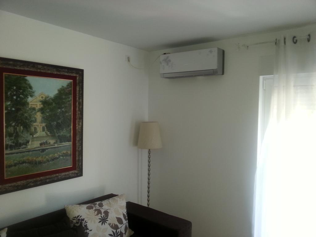 Park Srce Apartments อารันเยโลวัคส์ ห้อง รูปภาพ